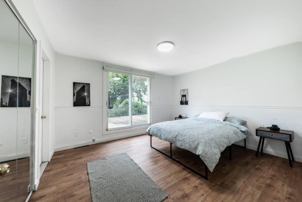 Spacious 4Br House Close To Dt Apartment Brossard Exterior photo